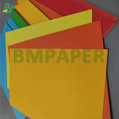 180gsm 230gsm Papan Kertas Offset Bristol Berwarna Untuk Kerajinan 640 x 900mm