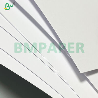 Kertas Putih Kayu Bebas Lapisan 400gsm 420gsm 450gsm 2 Sisi dalam Lembaran