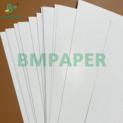 310GSM 320GSM Anti-palsu Kardus inti hitam tahan cahaya untuk permainan kartu perdagangan