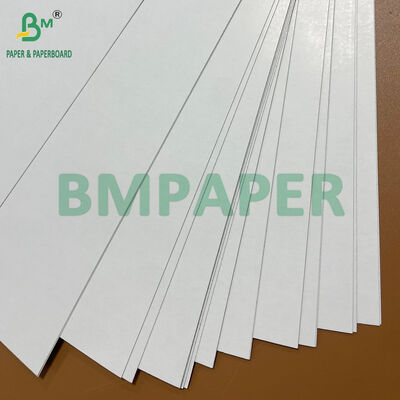 310GSM 320GSM Anti-palsu Kardus inti hitam tahan cahaya untuk permainan kartu perdagangan